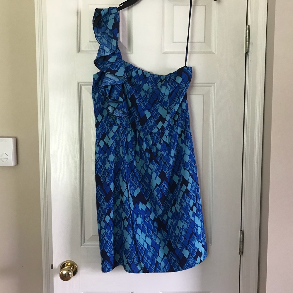 EUC Gianni Bini One Shoulder Dress